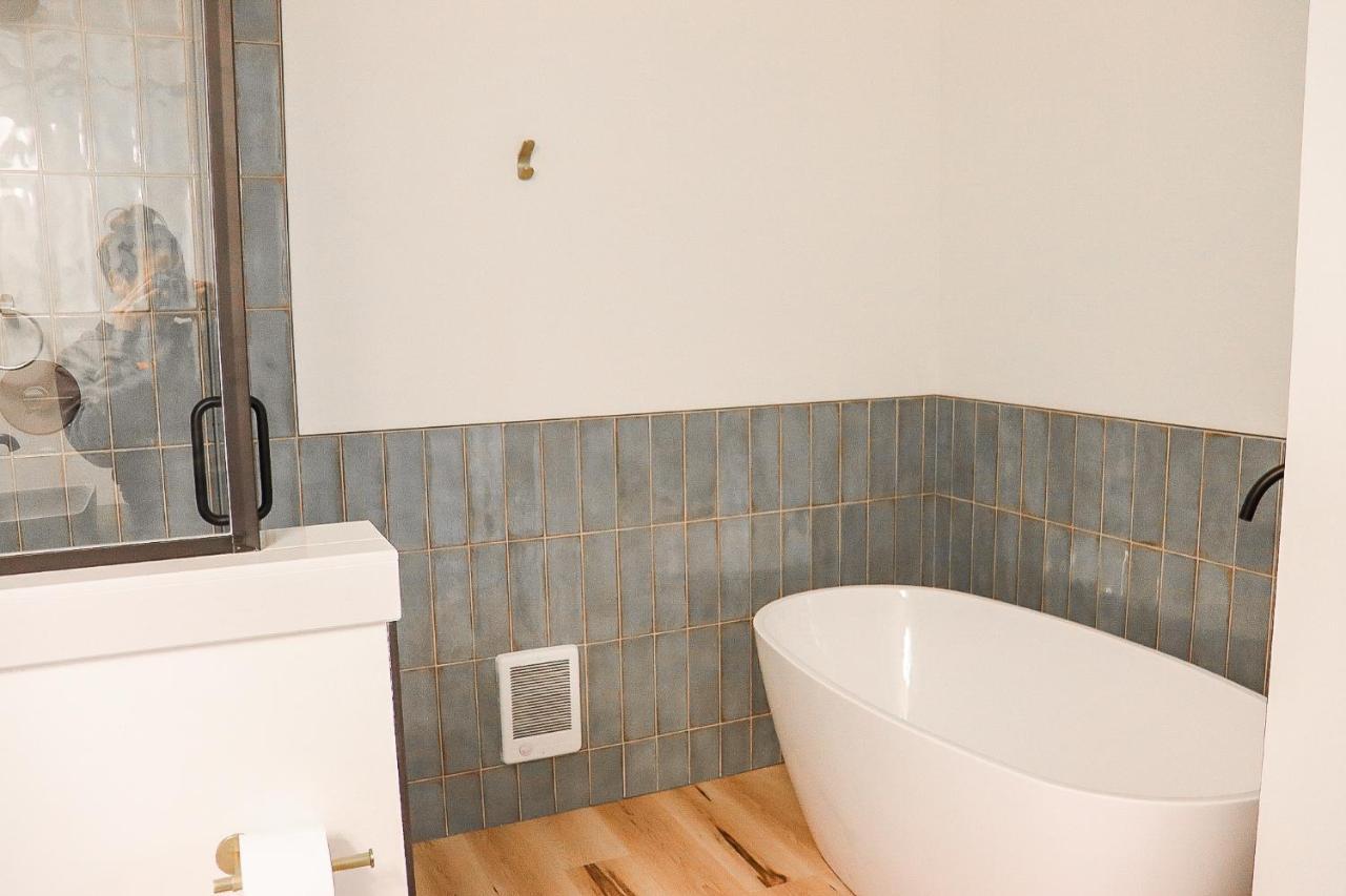 Foxglove Suite At The Wildflower Inn ゴールドビーチ エクステリア 写真